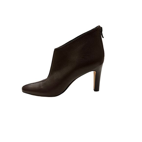 Manolo Blahnik Brown Semi Pointed Toe Leather Heeled Ankle Booties Size 37 US 7 - Picture 1 of 12